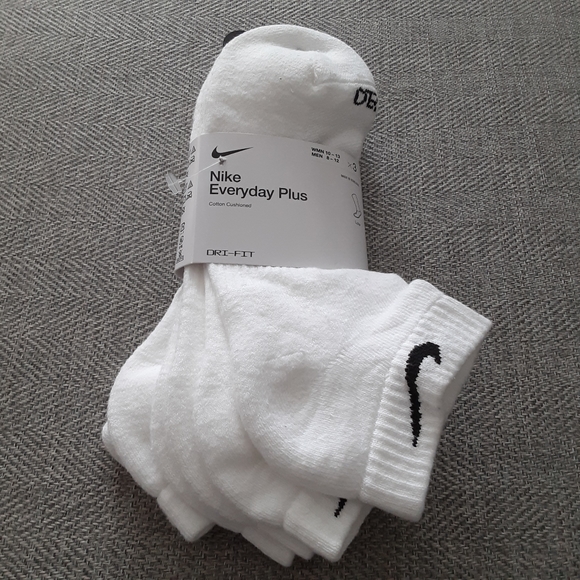 Nike Underwear & Socks Nike Everyday Plus Low Mens Socks 3pk Poshmark